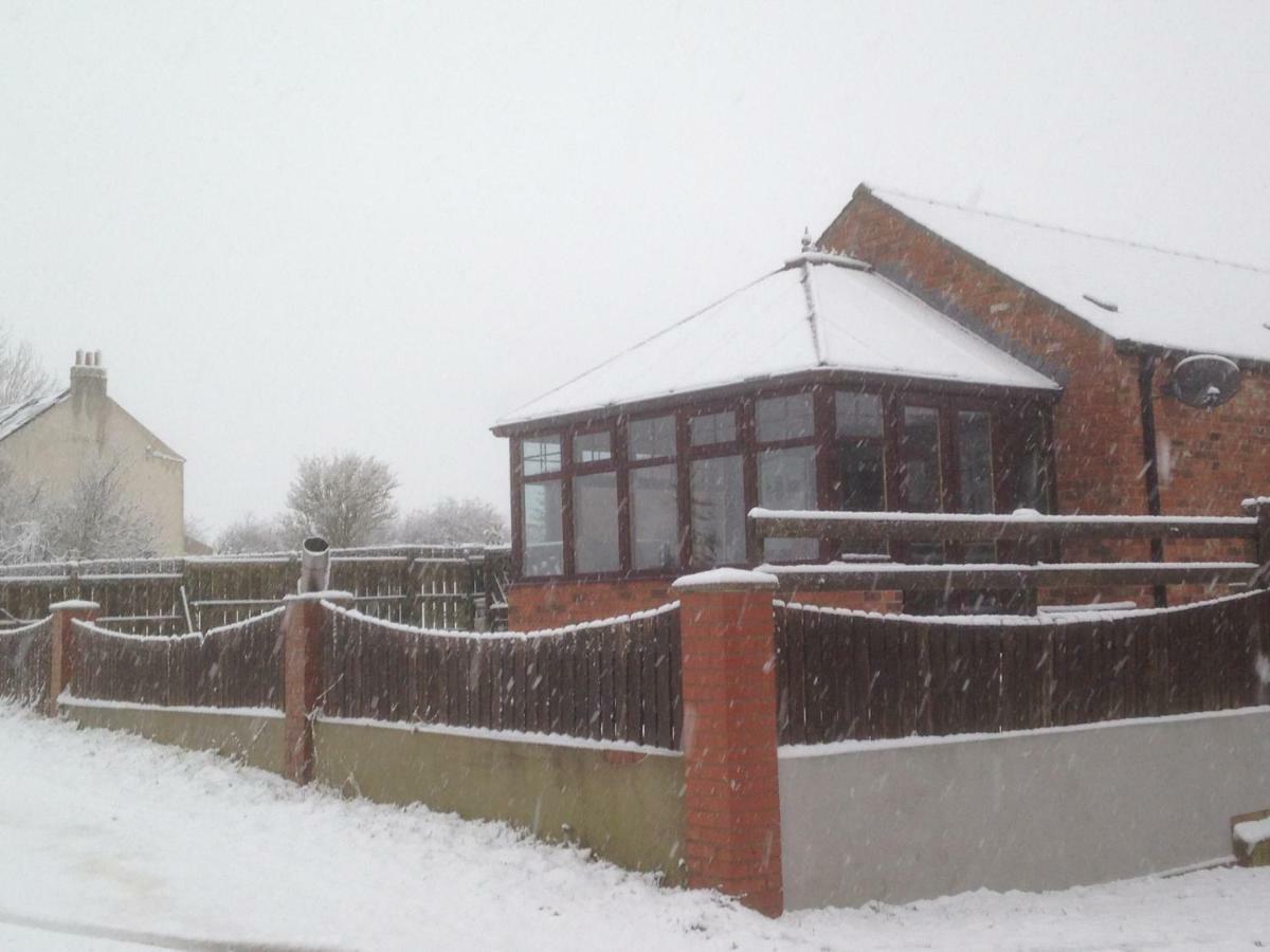 Starshinezzz Hotel Trimdon Grange Exterior foto